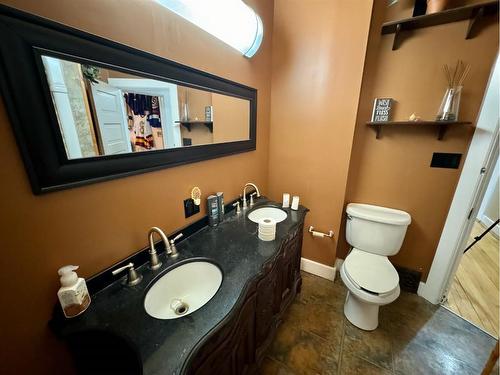 436 22 Street, Fort Macleod, AB - Indoor Photo Showing Bathroom