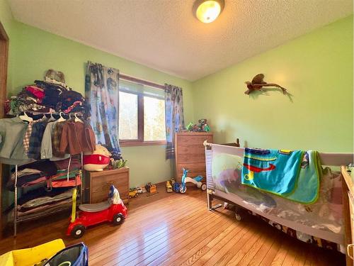 1801 Evergreen Drive, Hillcrest, AB - Indoor
