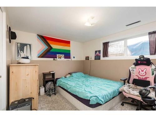 1304 20 Avenue, Coaldale, AB - Indoor Photo Showing Bedroom