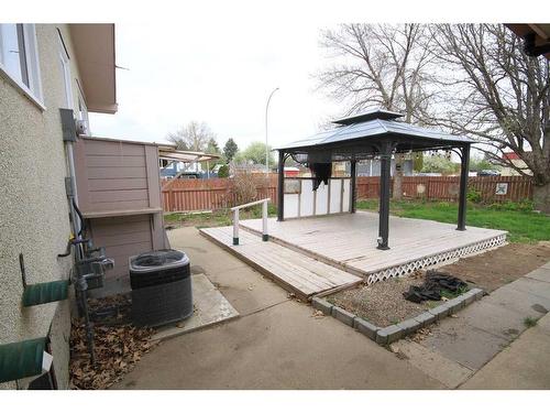 4803 59 Ave., Taber, AB - Outdoor