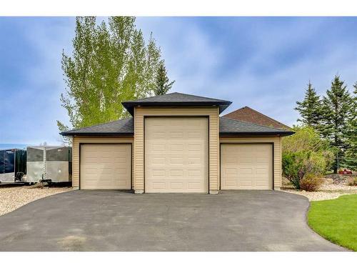 2905 48 Avenue South, Lethbridge, AB - Outdoor With Exterior