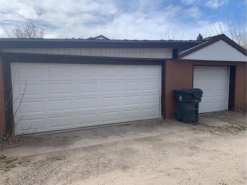 719 9 Avenue South, Lethbridge, AB - Outdoor With Exterior