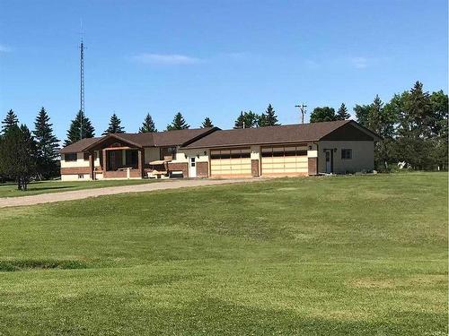 220075 Twp 54 5Th Avenue, Magrath, AB - Outdoor
