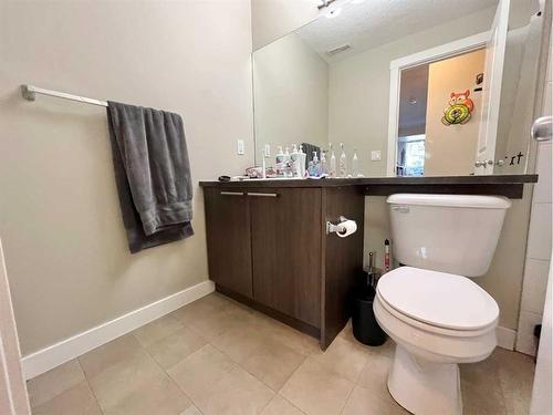 234-300 Marina Drive, Chestermere, AB - Indoor Photo Showing Bathroom