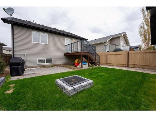 138 Silkstone Road West, Lethbridge, AB - Outdoor With Exterior