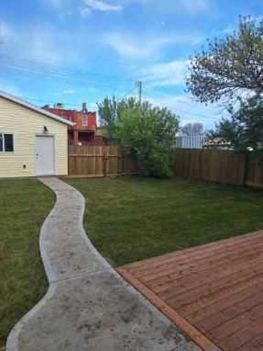 419 12C Street North, Lethbridge, AB - Outdoor