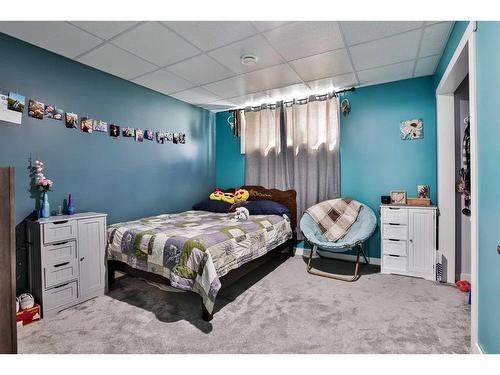 112041 Range Rd 234, Nobleford, AB - Indoor Photo Showing Bedroom