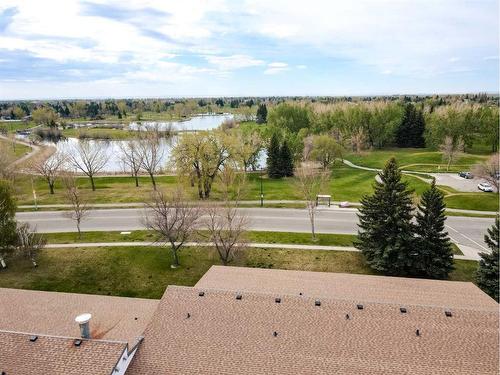 305A-295 Columbia Boulevard West, Lethbridge, AB - Outdoor With View