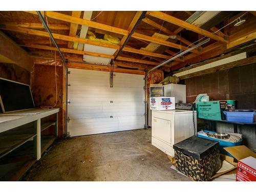 4622 4 Street, Claresholm, AB - Indoor Photo Showing Garage
