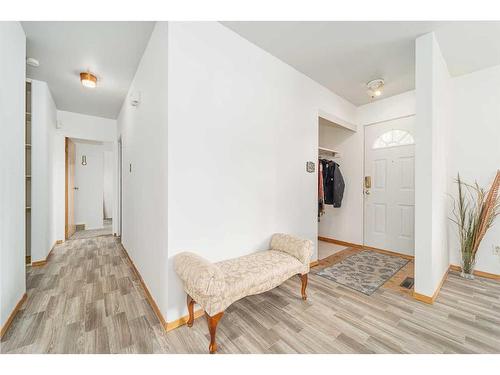 1318 13 Street South, Lethbridge, AB - Indoor Photo Showing Other Room
