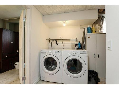 323 Whitney Street, Carmangay, AB - Indoor Photo Showing Laundry Room