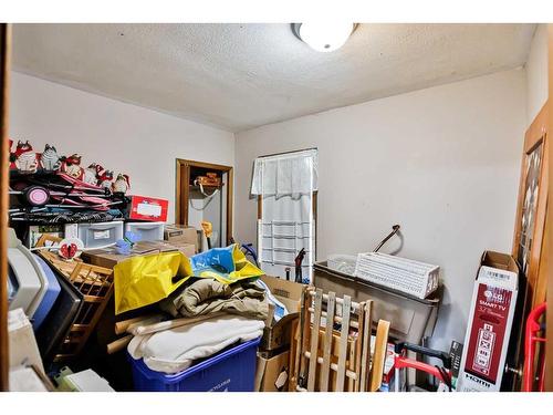 419 12 Street North, Lethbridge, AB - Indoor