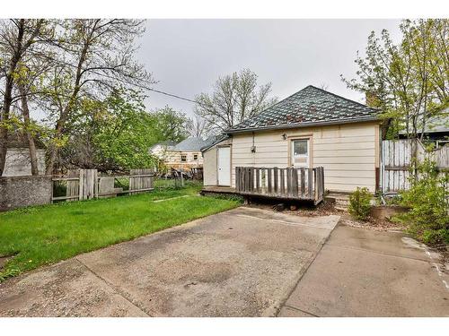 419 12 Street North, Lethbridge, AB - Outdoor