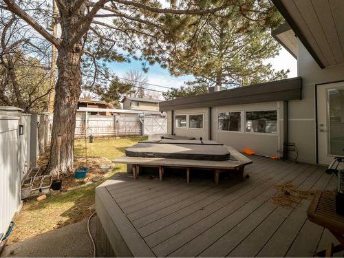 2825 Parkside Drive South, Lethbridge, AB - Outdoor With Deck Patio Veranda With Exterior