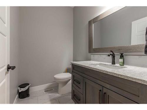 2510 Aspen Drive, Coaldale, AB - Indoor Photo Showing Bathroom