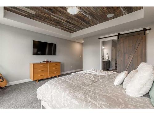 2510 Aspen Drive, Coaldale, AB - Indoor Photo Showing Bedroom