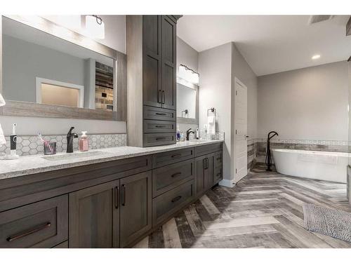 2510 Aspen Drive, Coaldale, AB - Indoor Photo Showing Bathroom