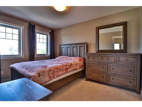 1569 Coalbanks Boulevard West, Lethbridge, AB - Indoor Photo Showing Bedroom