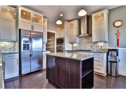 1569 Coalbanks Boulevard West, Lethbridge, AB - Indoor Photo Showing Kitchen With Upgraded Kitchen