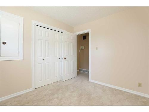 14 Quail Place North, Lethbridge, AB - Indoor