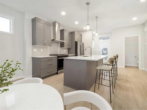 4602 26 Avenue South, Lethbridge, AB - Indoor Photo Showing Kitchen With Upgraded Kitchen