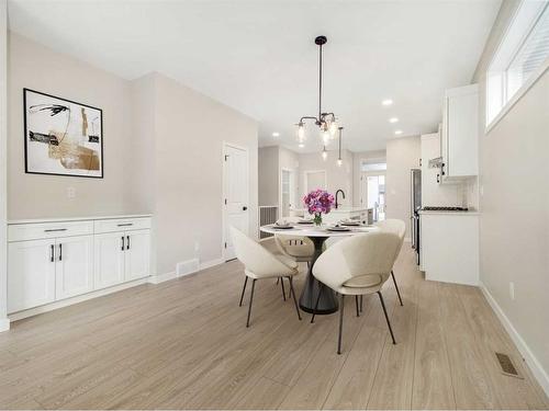 4606 26 Avenue South, Lethbridge, AB - Indoor Photo Showing Dining Room