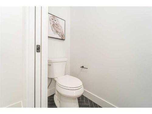 70 Kananaskis Drive, Coleman, AB - Indoor Photo Showing Bathroom