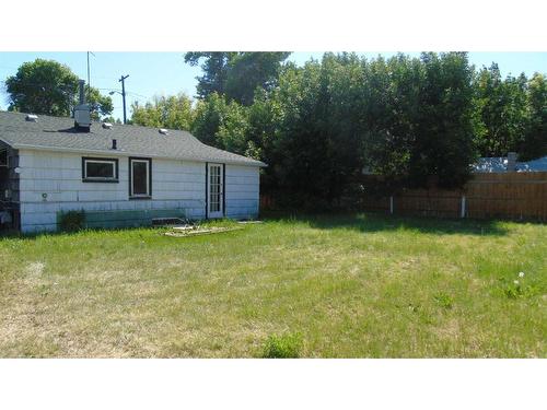 437 22 Street, Fort Macleod, AB - Outdoor