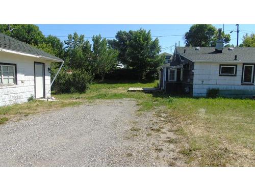 437 22 Street, Fort Macleod, AB - Outdoor