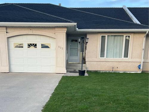 522 5 Street West, Cardston, AB - Outdoor