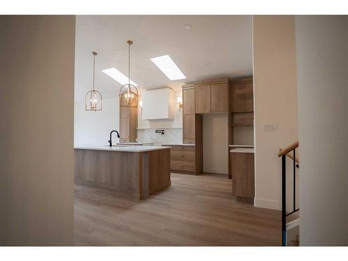 2153 21A Street, Coaldale, AB - Indoor Photo Showing Kitchen