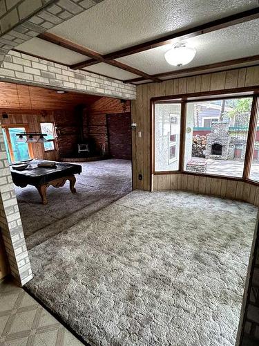 933 Macleod Street, Pincher Creek, AB - Indoor Photo Showing Other Room