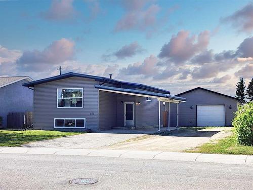 407 55 Avenue West, Claresholm, AB - Outdoor