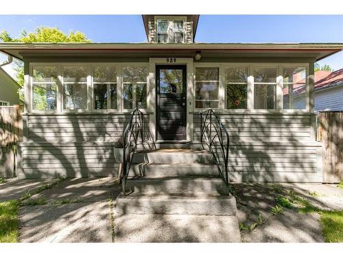 920 10 Street South, Lethbridge, AB - Outdoor With Deck Patio Veranda