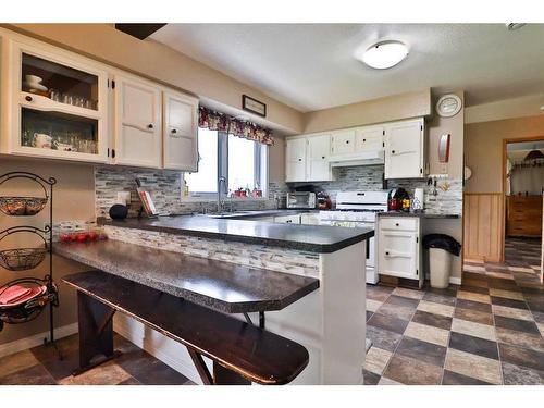 610363 Rr 21-1B, Rural Warner No. 5, County Of, AB - Indoor Photo Showing Kitchen