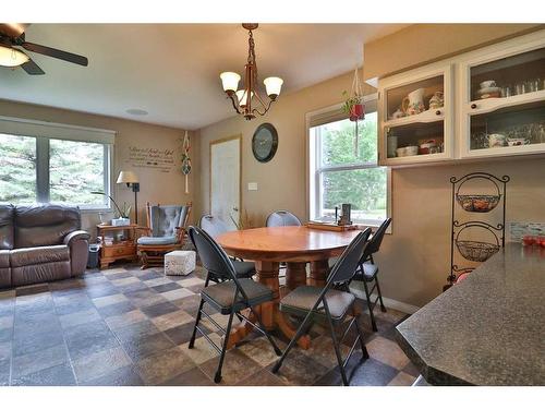 610363 Rr 21-1B, Rural Warner No. 5, County Of, AB - Indoor Photo Showing Dining Room