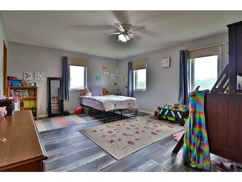 610363 Rr 21-1B, Rural Warner No. 5, County Of, AB - Indoor Photo Showing Bedroom