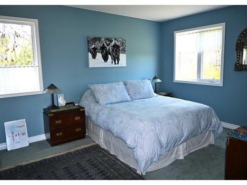 8416 Rge Rd 1-3, Rural Pincher Creek No. 9, M.D. Of, AB - Indoor Photo Showing Bedroom
