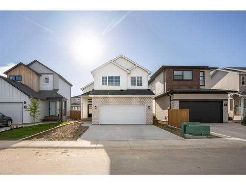 10 Goldenrod Place West, Lethbridge, AB - Outdoor With Facade