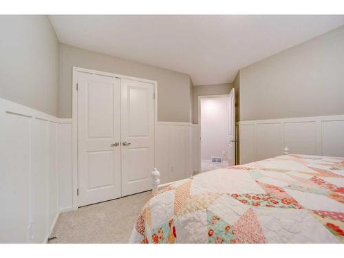 67 Fairmont Court South, Lethbridge, AB - Indoor Photo Showing Bedroom