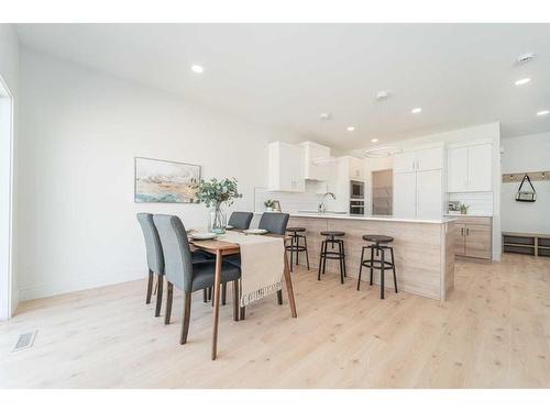 427 Miners Chase West, Lethbridge, AB - Indoor Photo Showing Dining Room