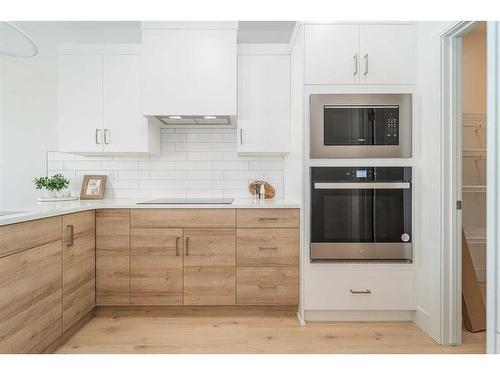 427 Miners Chase West, Lethbridge, AB - Indoor Photo Showing Kitchen