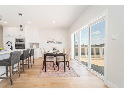 4505 25 Avenue South, Lethbridge, AB - Indoor Photo Showing Dining Room