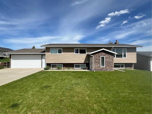 224 8 Street West, Cardston, AB - Outdoor