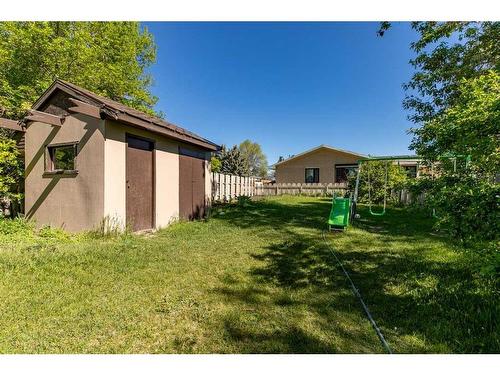 371 3Rd Avenue West, Cardston, AB - Outdoor