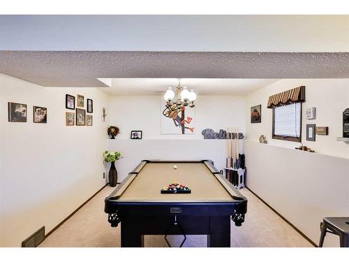 2006 17 Street North, Lethbridge, AB - Indoor Photo Showing Other Room