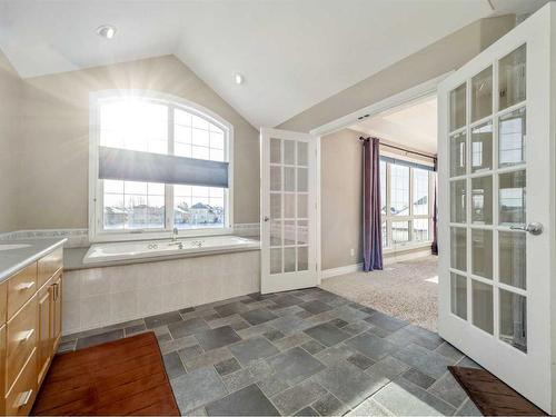 24 Fairmont Point South, Lethbridge, AB - Indoor