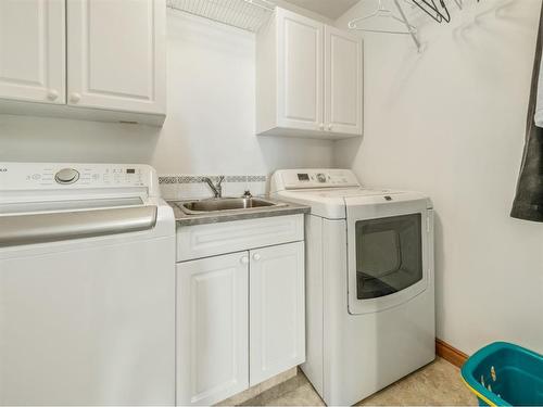 1601 Lakeshore Road South, Lethbridge, AB - Indoor Photo Showing Laundry Room