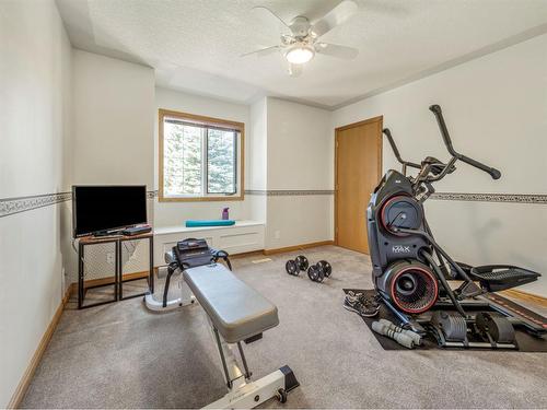 1601 Lakeshore Road South, Lethbridge, AB - Indoor Photo Showing Gym Room