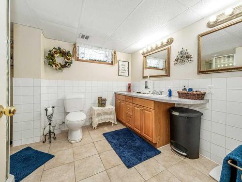 10054 Range Rd 142, Rural Warner No. 5, County Of, AB - Indoor Photo Showing Bathroom